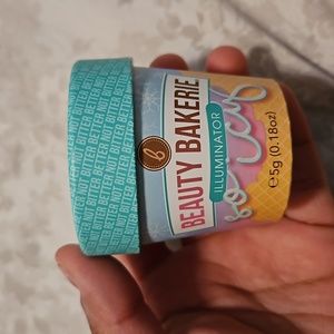 Beauty Bakerie Powder Highlight